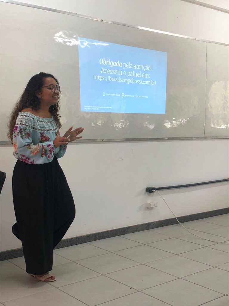 21/10/22 - Palestra Eloah Fassarella | Projeto "Painel de Indicadores Municipais de Pobreza Multidimensional (Oppen Social)"