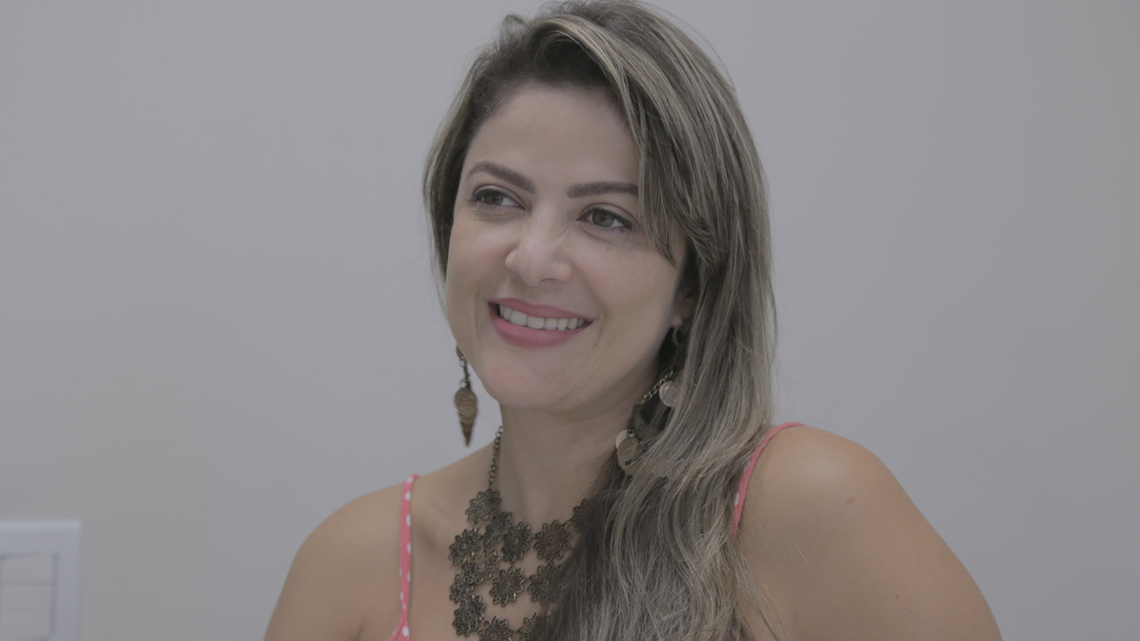 Retrato da professora Professora Arlene Batista da Silva, do curso de Letras - Libras da Ufes